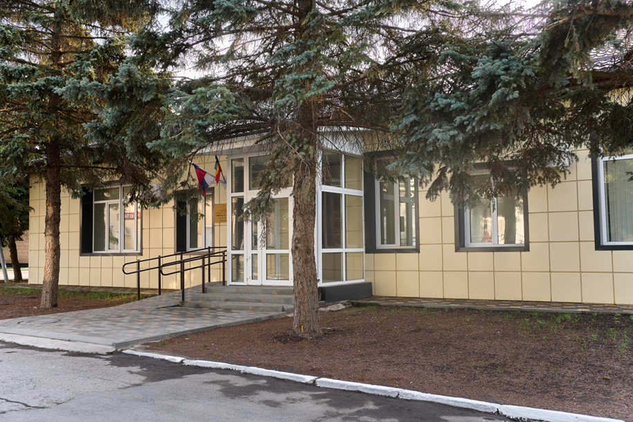 Капитальный ремонт здания судебных участков мировых судей Матвеево-Курганского судебного района - фото 1